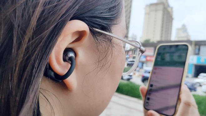 畔的高级感-QCY C50ayx爱游戏app何止耳(图6)